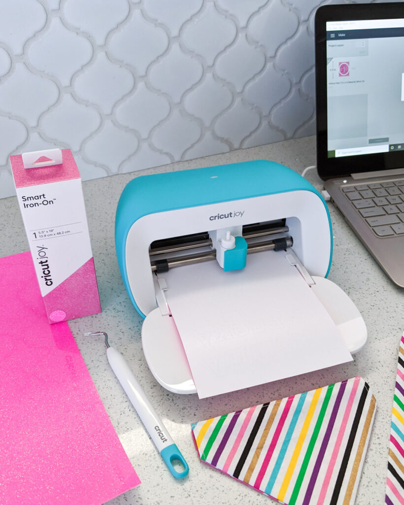 Cricut Joy™ + Smart Iron-On Bundle