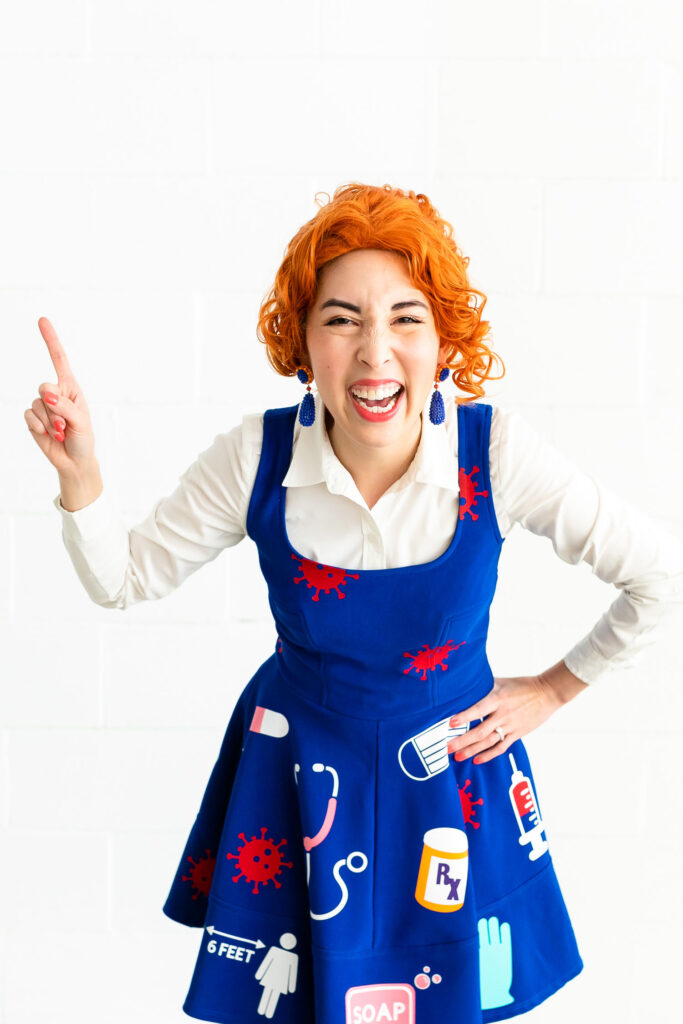 Craft blogger dressed as Ms. Frizzle.