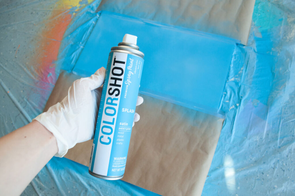 Showing COLORSHOT Splash spray paint for paint chip costume